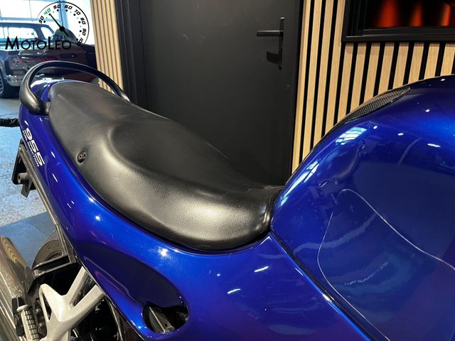 triumph - sprint-st-955