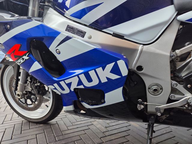 suzuki - gsx-r-750