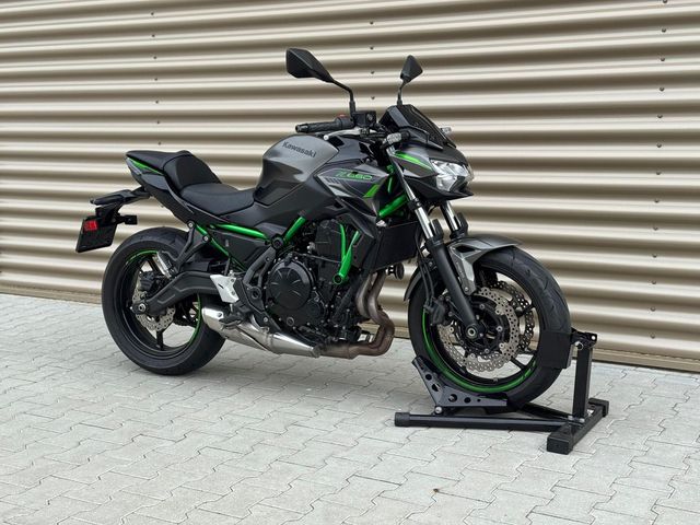 kawasaki - z650