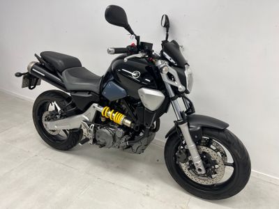 YAMAHA MT 03 – foto 3