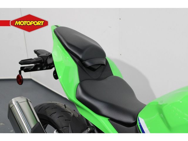 kawasaki - ninja-zx-4rr