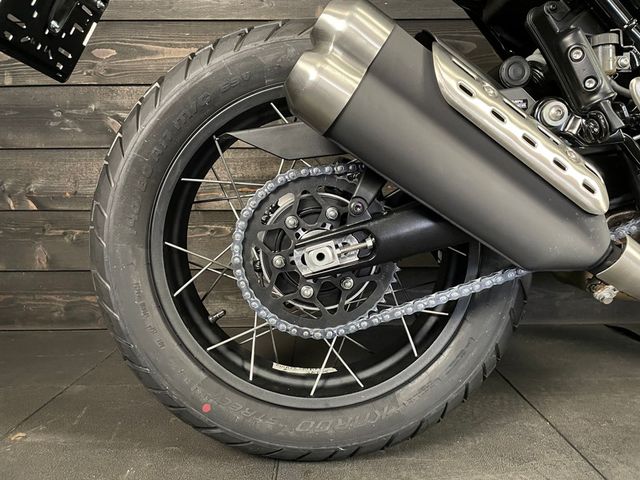 triumph - scrambler-400-xc