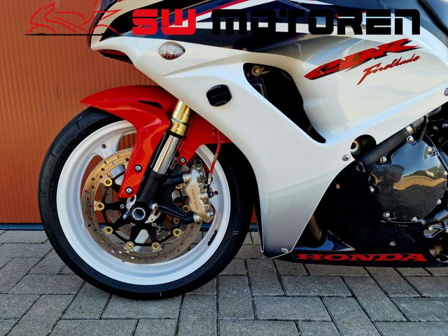 honda - cbr-1000-rr-fireblade