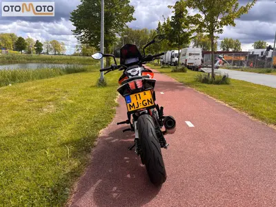 KTM 390 DUKE ABS – foto 4