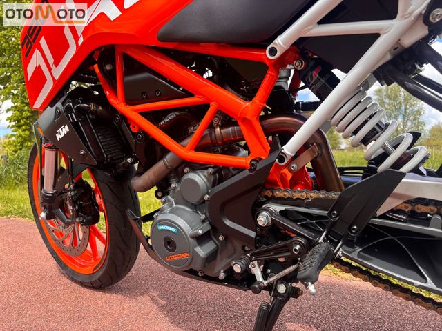 ktm - 390-duke-abs