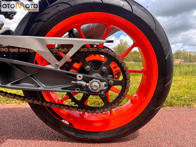 ktm - 390-duke-abs
