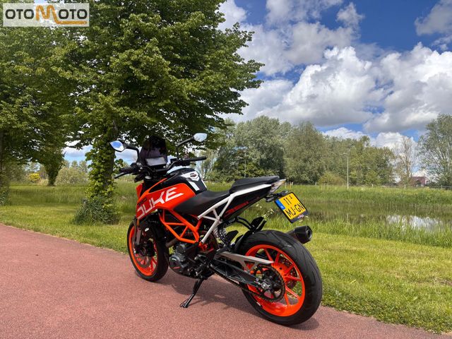 ktm - 390-duke-abs
