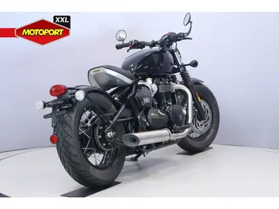 TRIUMPH BONNEVILLE BOBBER – foto 3