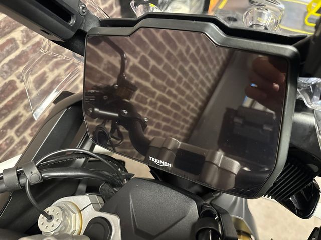 triumph - tiger-1200-rally-pro