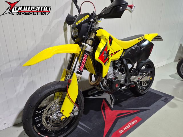 suzuki - dr-z-400-sm-yoshimura