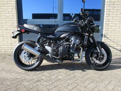 KAWASAKI Z900RS