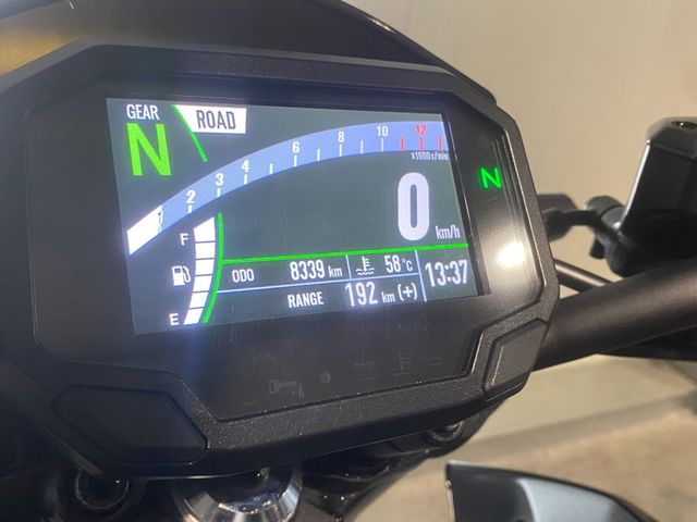 kawasaki - z900