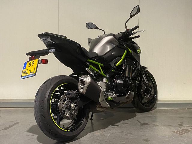 kawasaki - z900