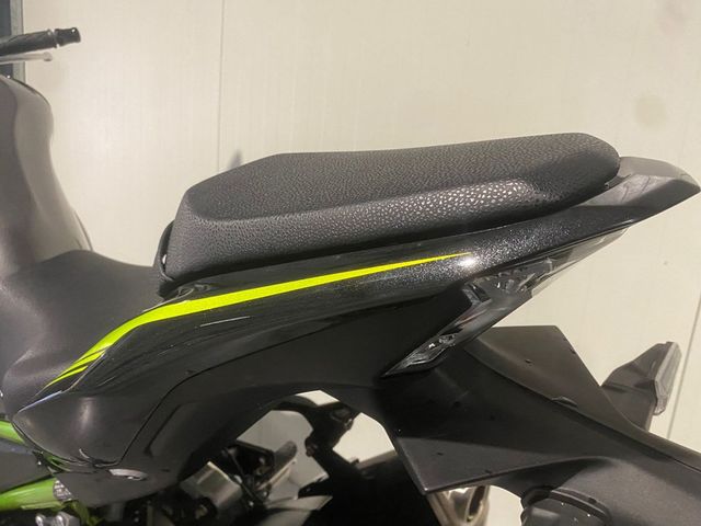 kawasaki - z900