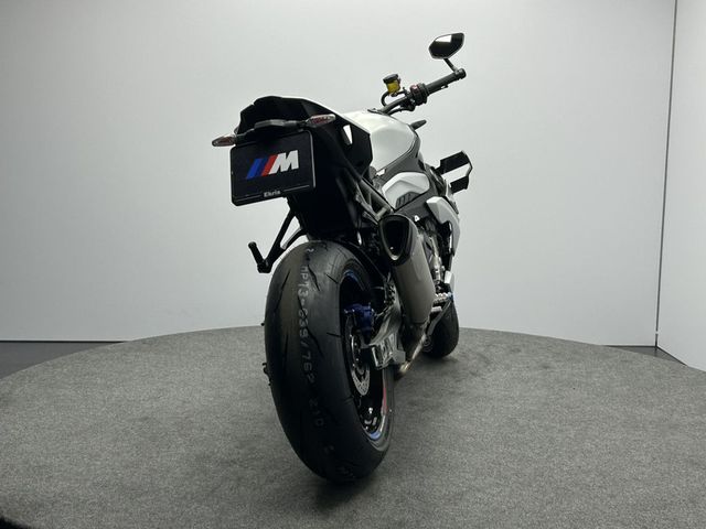 bmw - m-1000-r