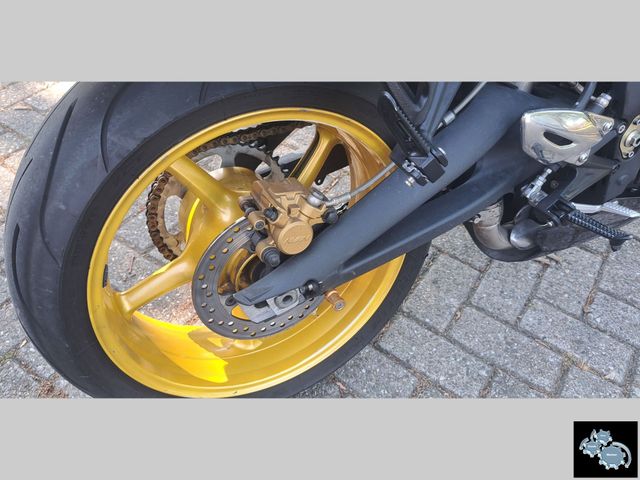 triumph - street-triple-675