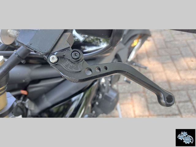 triumph - street-triple-675