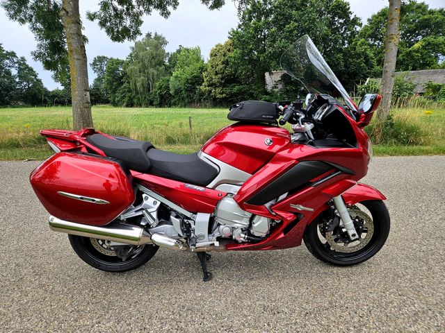 yamaha - fjr-1300