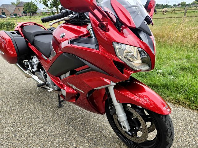 yamaha - fjr-1300