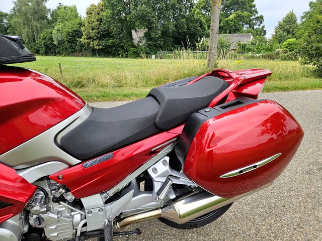 yamaha - fjr-1300