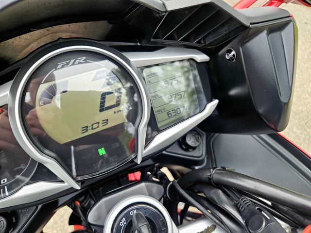 yamaha - fjr-1300
