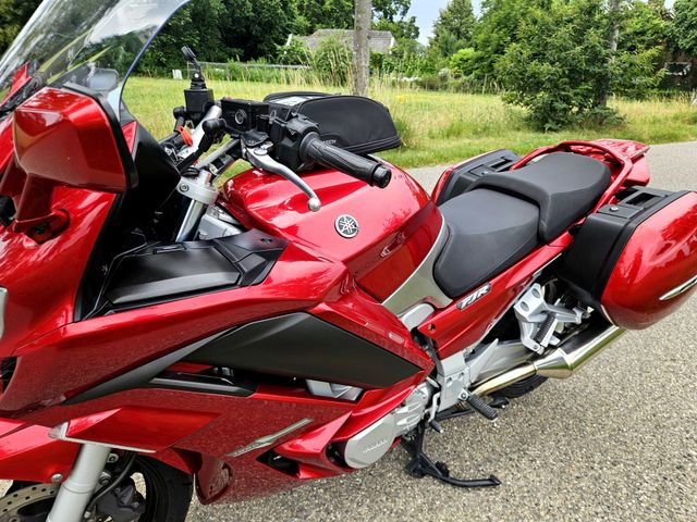 yamaha - fjr-1300