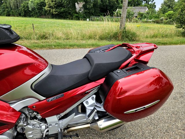 yamaha - fjr-1300