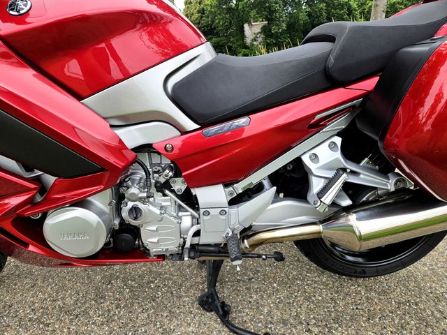 yamaha - fjr-1300