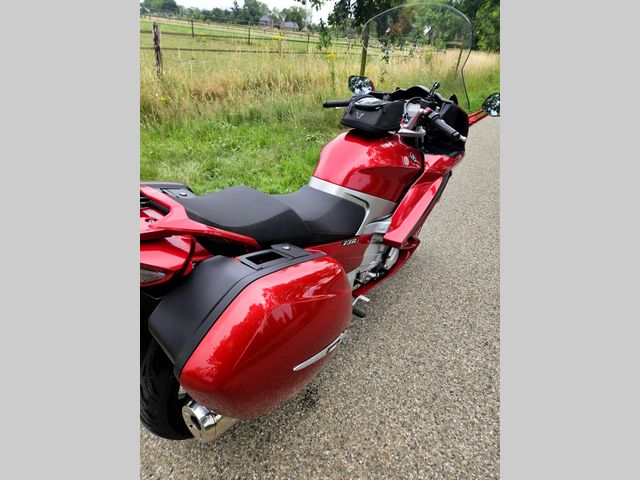 yamaha - fjr-1300