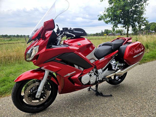 yamaha - fjr-1300