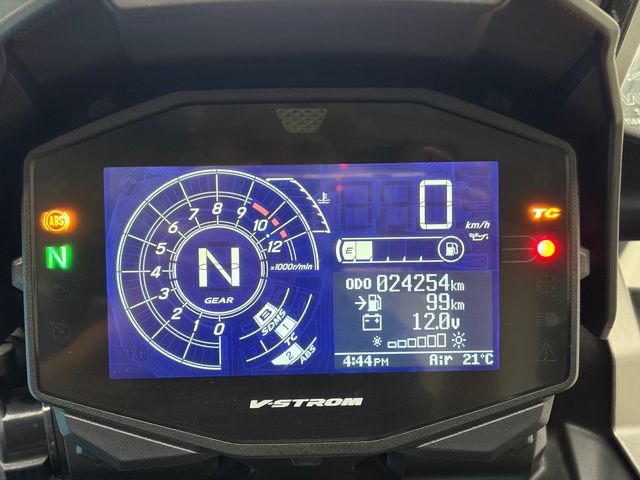 suzuki - v-strom-1050-xta