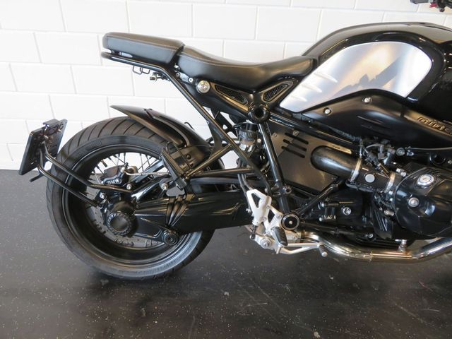 bmw - r-nine-t