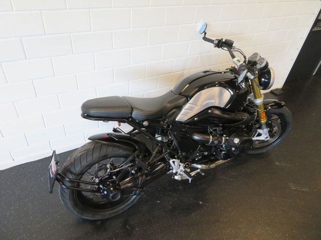 bmw - r-nine-t
