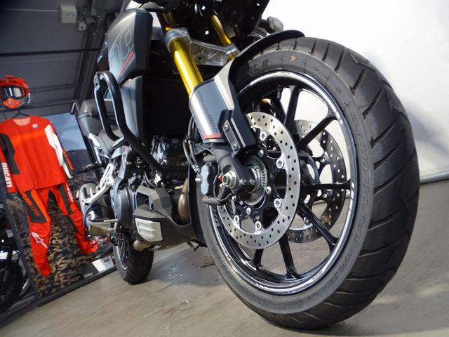 suzuki - v-strom-1000
