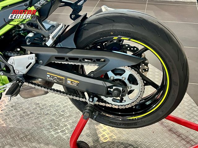 kawasaki - z900