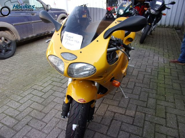 triumph - daytona-t--595