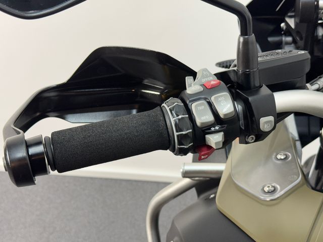 bmw - r-1200-gs-lc-adventure