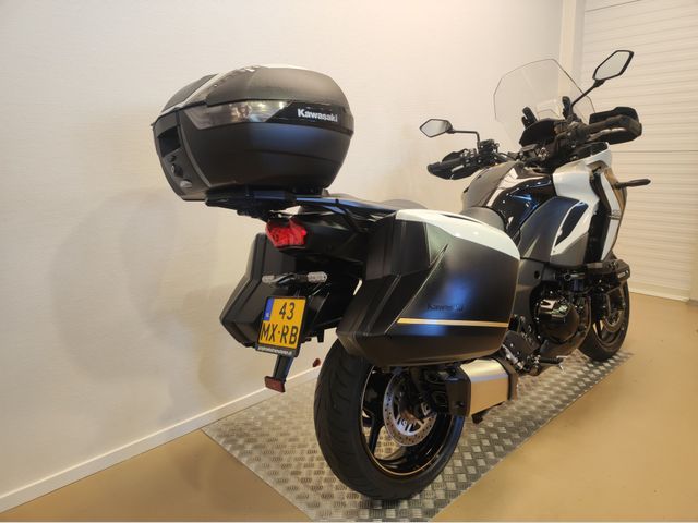 kawasaki - versys-1100-se-grand-tourer