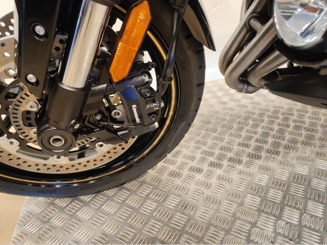 kawasaki - versys-1100-se-grand-tourer