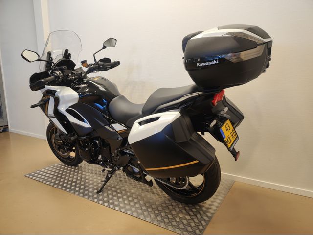 kawasaki - versys-1100-se-grand-tourer