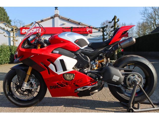 ducati - panigale-v4-r