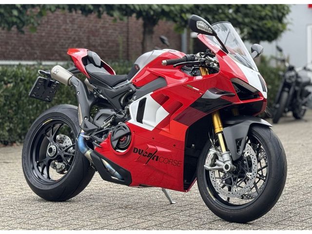 ducati - panigale-v4-r