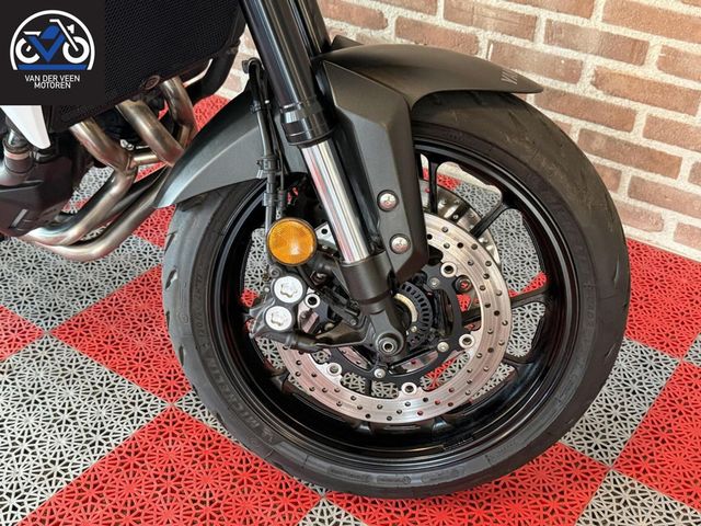 yamaha - tracer-900-abs
