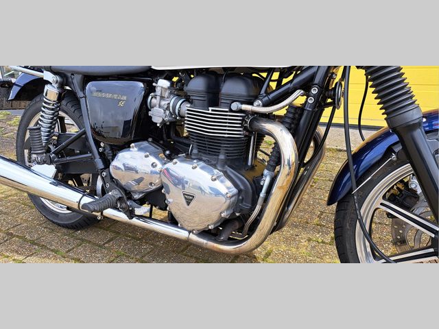 triumph - bonneville
