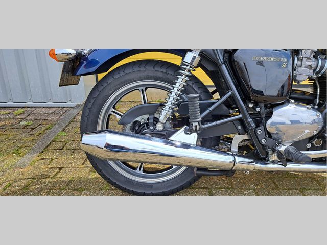 triumph - bonneville