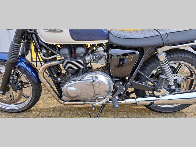 triumph - bonneville