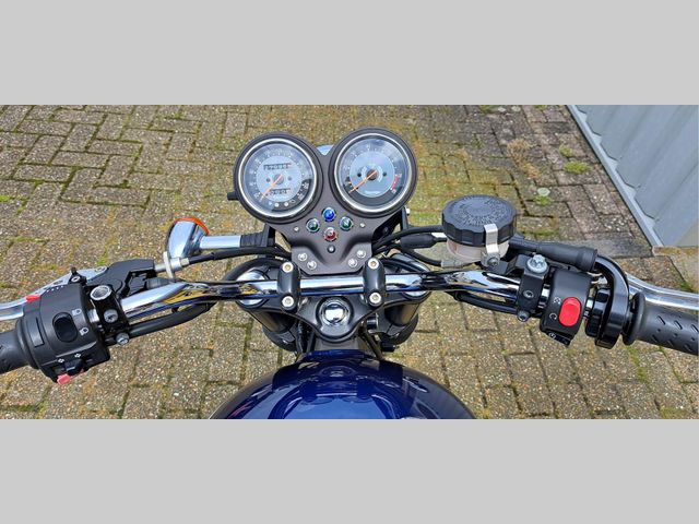 triumph - bonneville