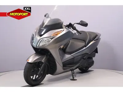 HONDA FORZA 300 – foto 3