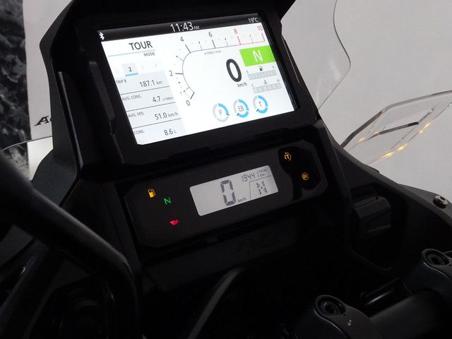 honda - nt-1100