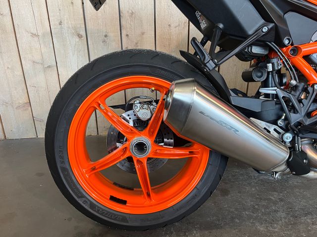 ktm - 1290-super-duke-r